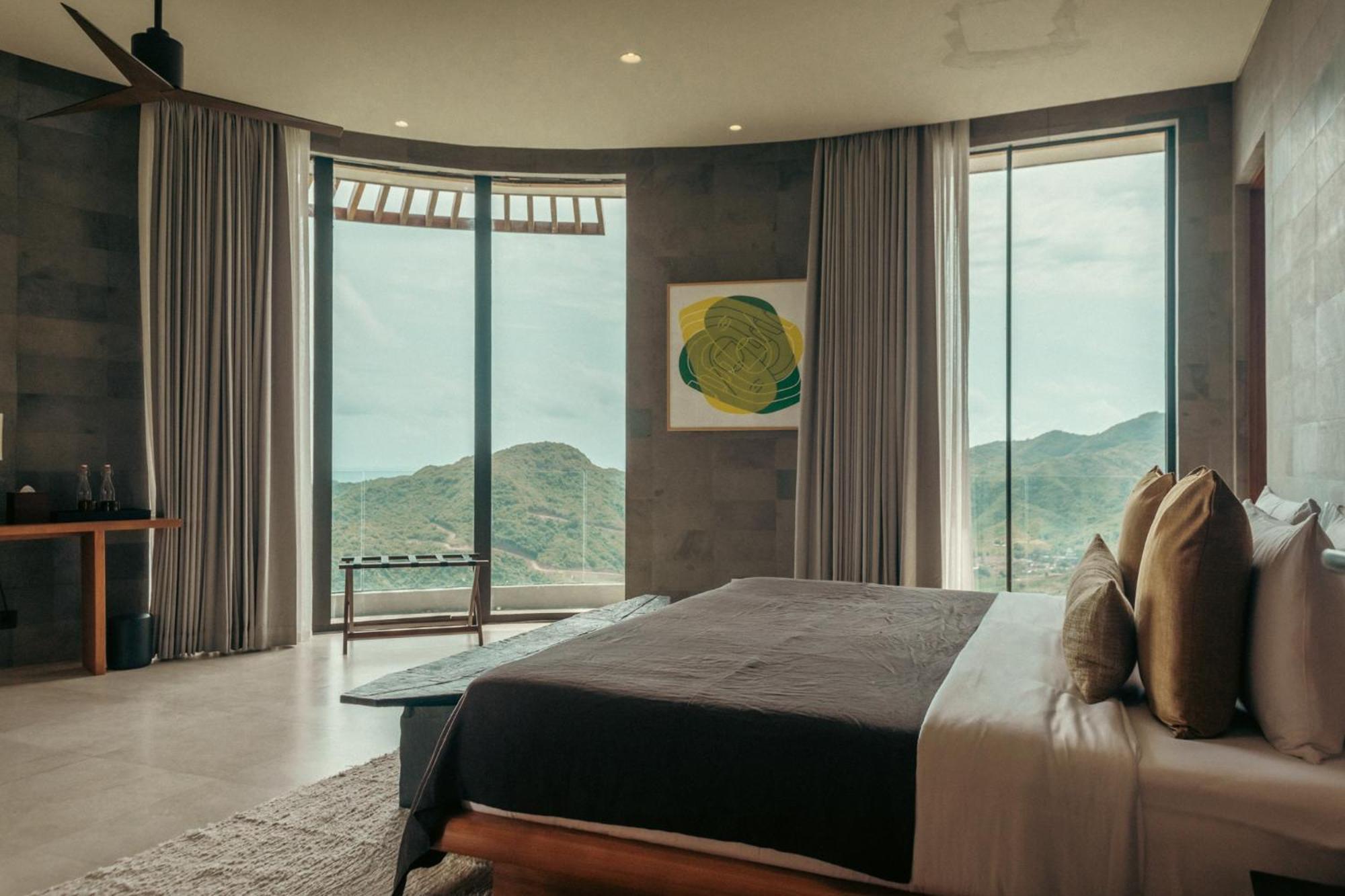 Hotel Tampah Hills Selong Belanak Exterior foto